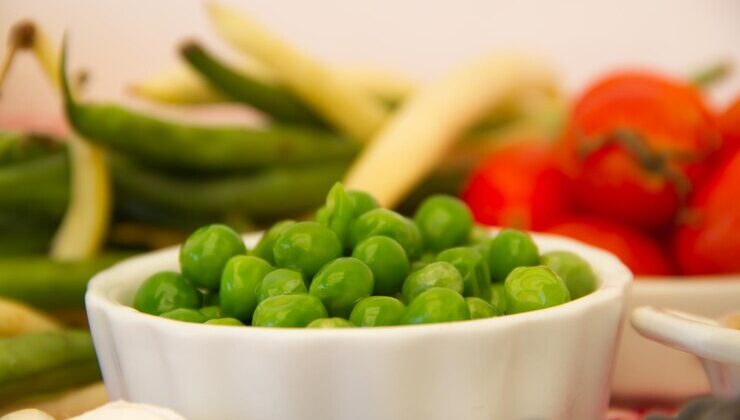 Benefits of Edamame Nutrition, Plus How to Eat this Plant Protein Food